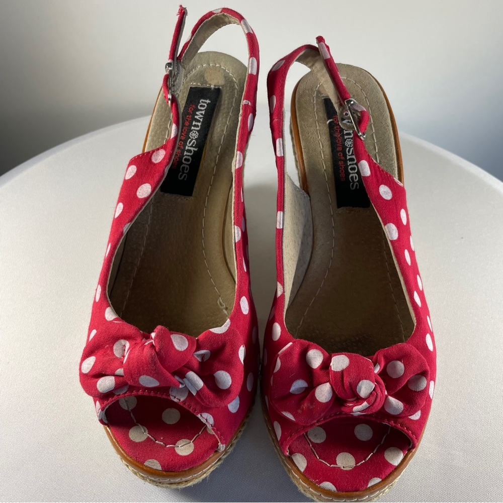 Townshoes Red and White Polka-Dot Bow Espadrille Sling-Back Wedge Sandals Sz7 - Picture 2 of 14